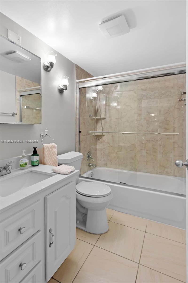 RIVER RUN CONDO PH I - Residential