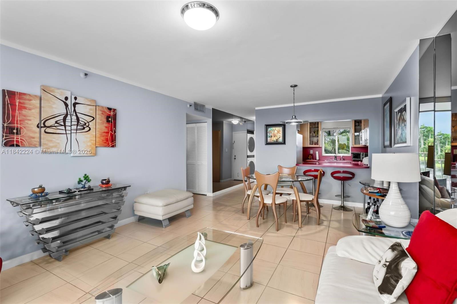 RIVER RUN CONDO PH I - Residential