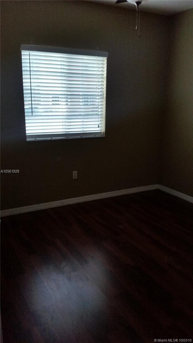 EUREKA PALM GARDEN - Residential