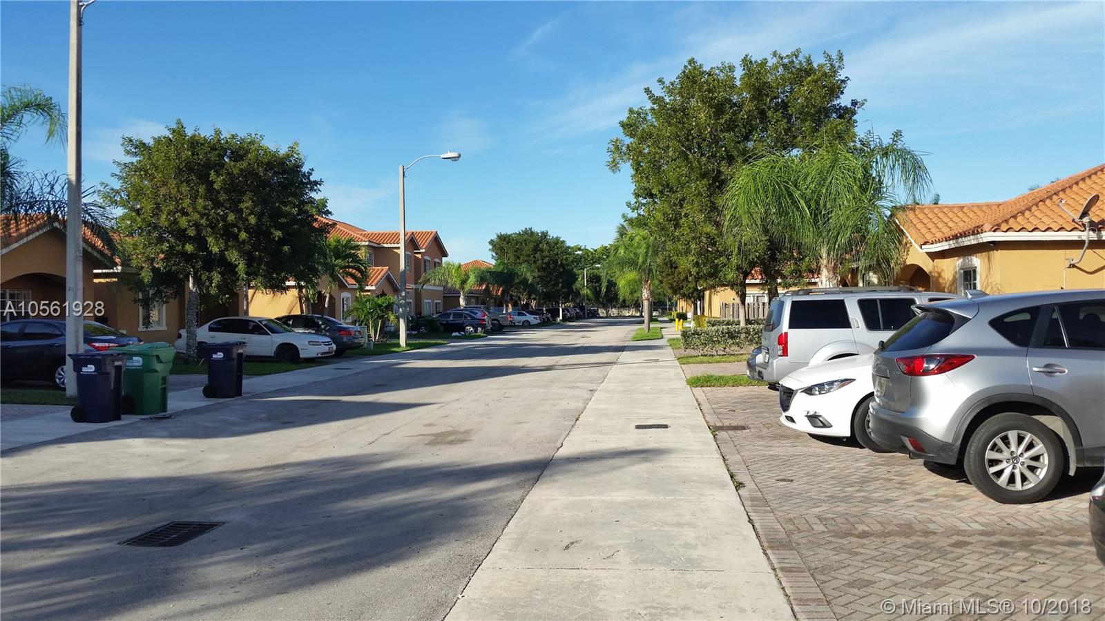 EUREKA PALM GARDEN - Residential