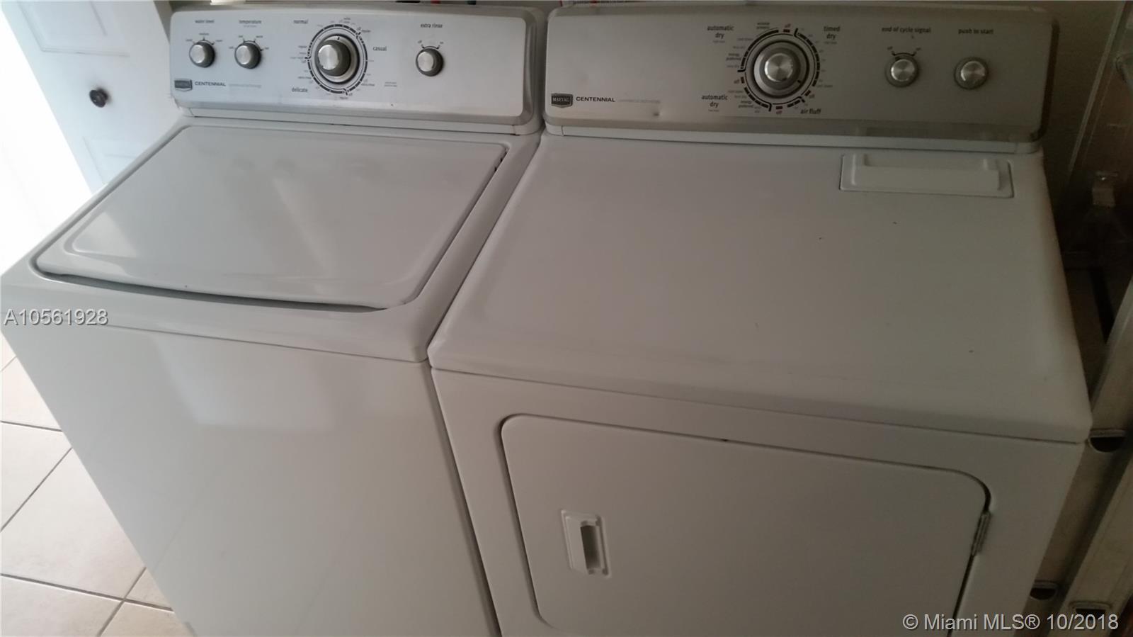 EUREKA PALM GARDEN - Residential