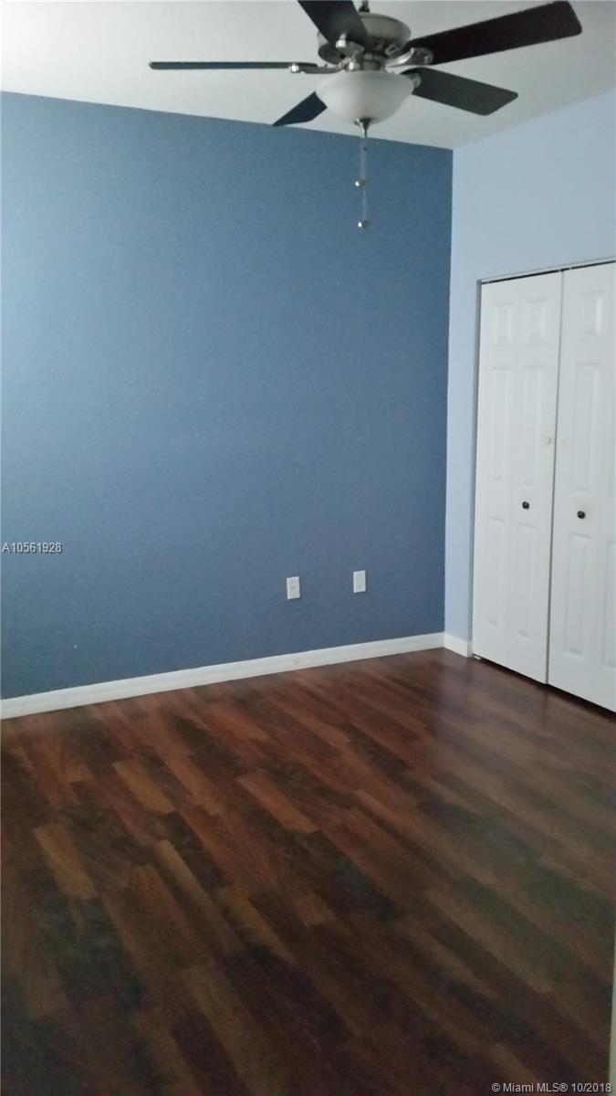 EUREKA PALM GARDEN - Residential