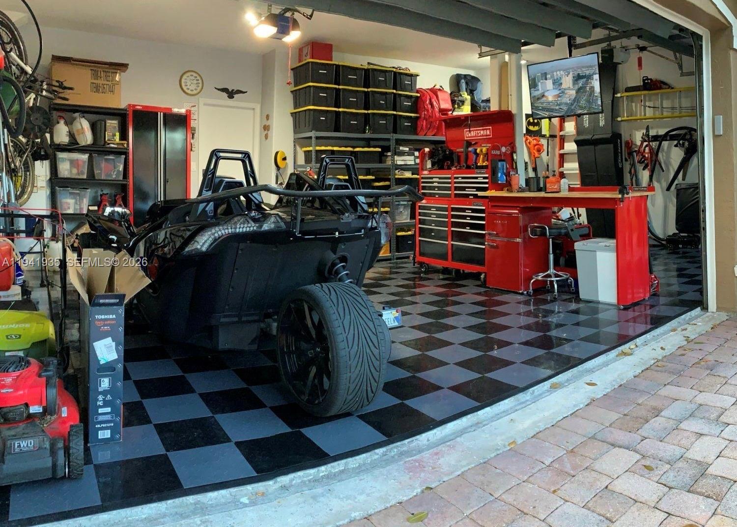 POD 2 AT MONARCH LAKES - Residential