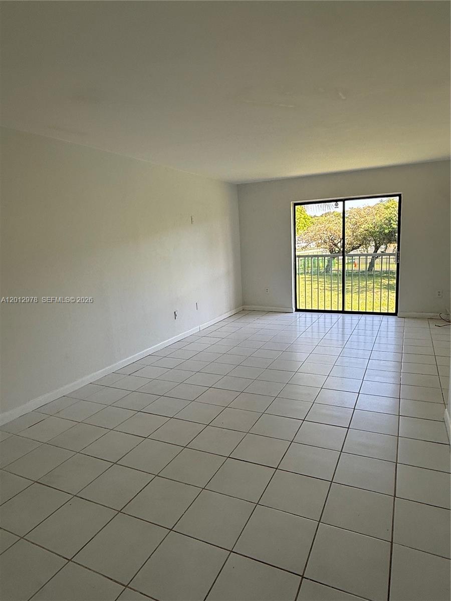 7670 SW 152nd Ave 1-202
