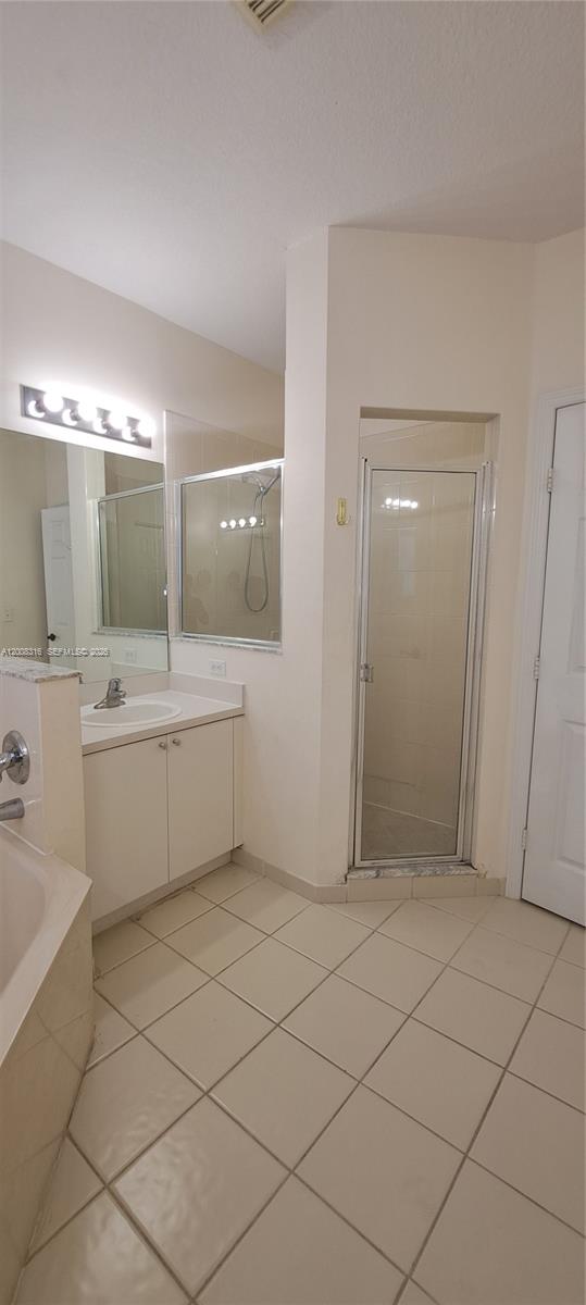 TOWNGATE NORTH - Residential