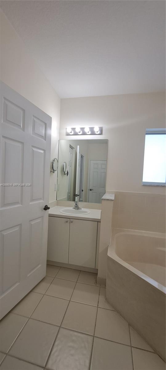 TOWNGATE NORTH - Residential