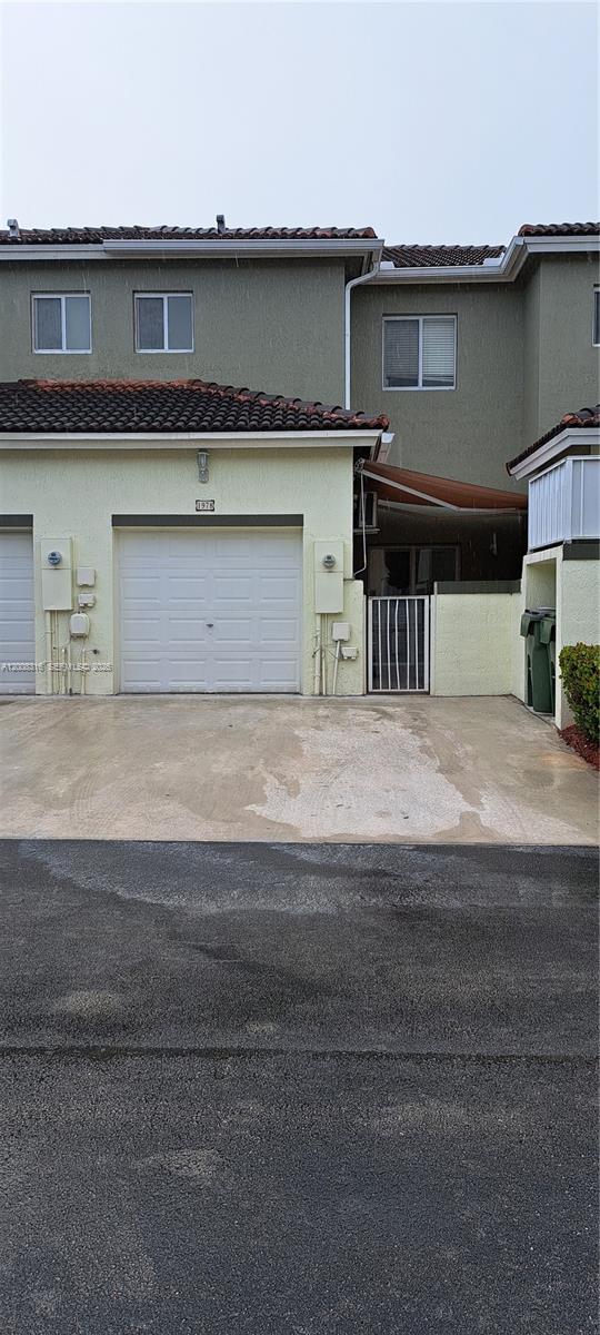 TOWNGATE NORTH - Residential