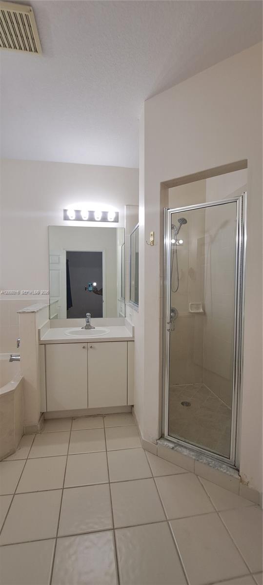 TOWNGATE NORTH - Residential