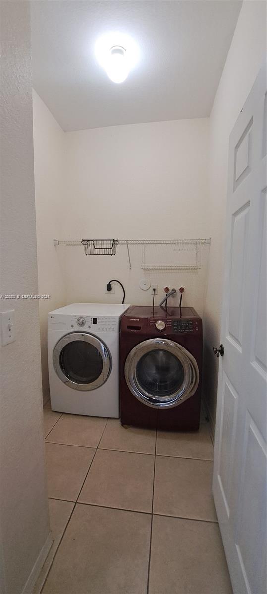 TOWNGATE NORTH - Residential