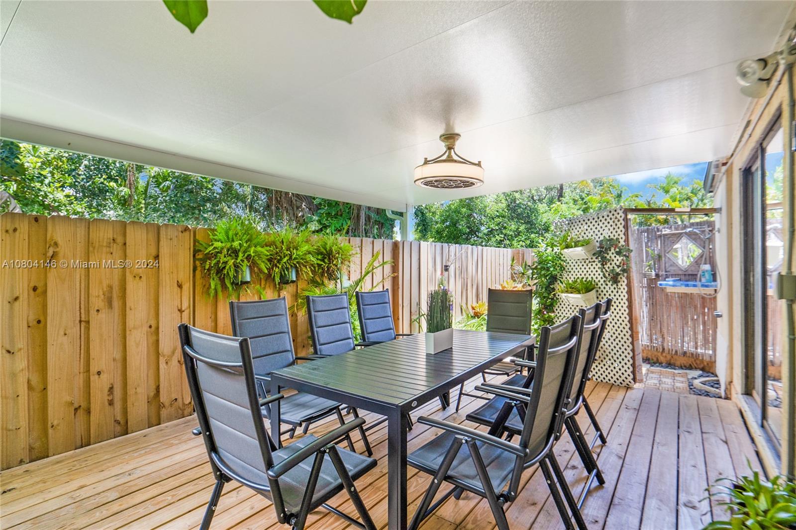 TOWN OF HALLANDALE - Residential Lease