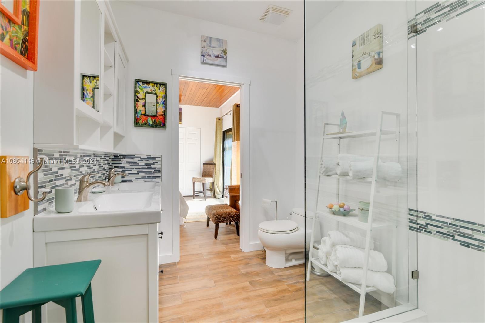 TOWN OF HALLANDALE - Residential Lease