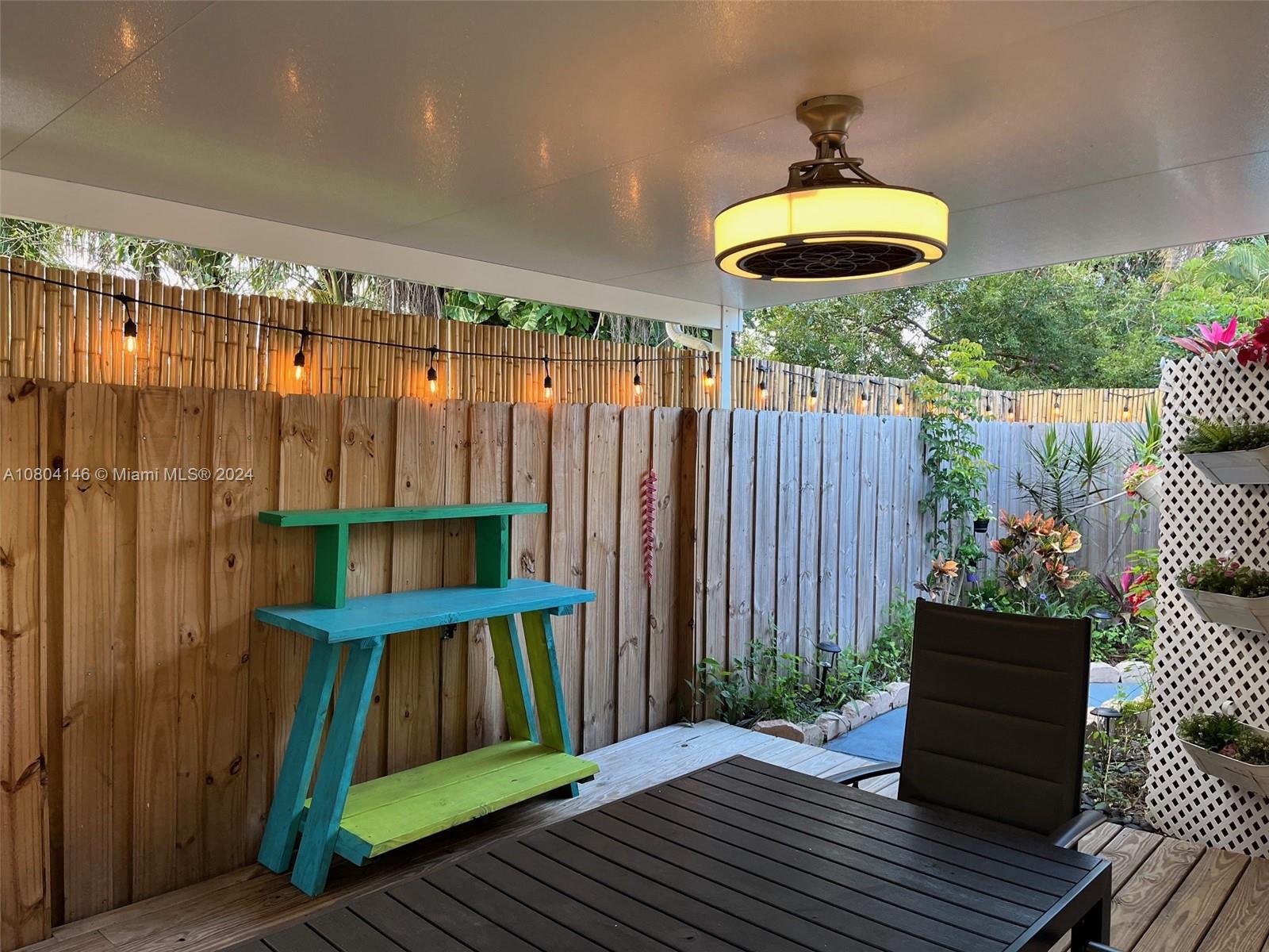 TOWN OF HALLANDALE - Residential Lease