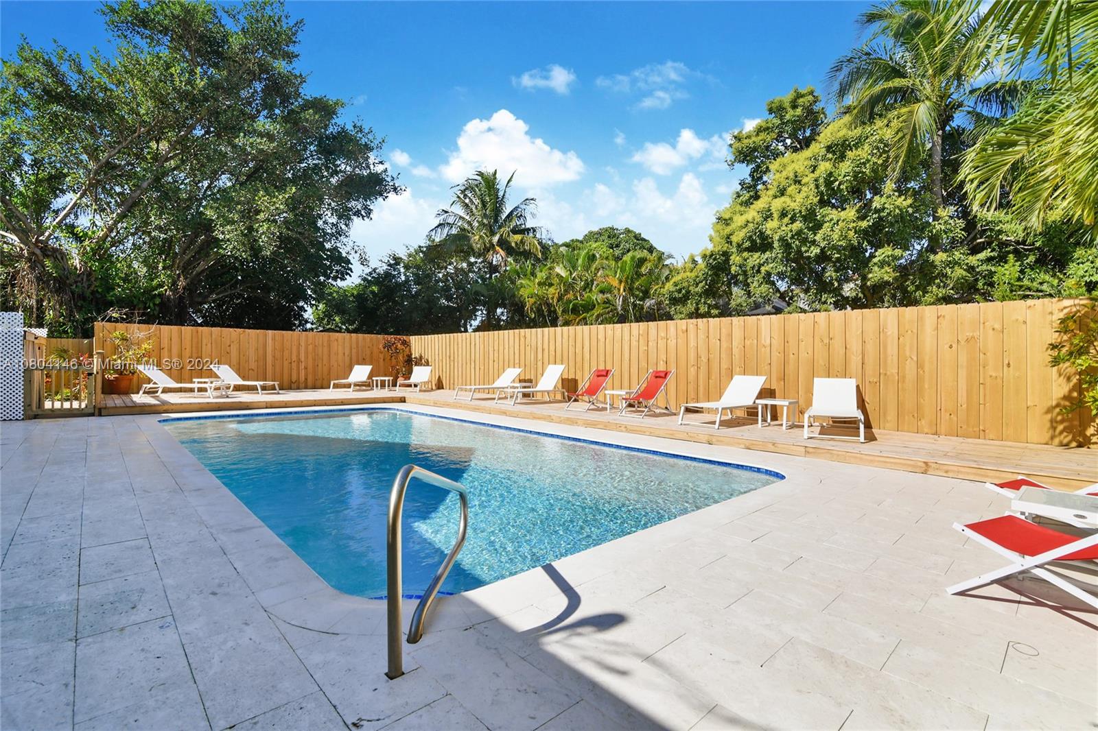 TOWN OF HALLANDALE - Residential Lease