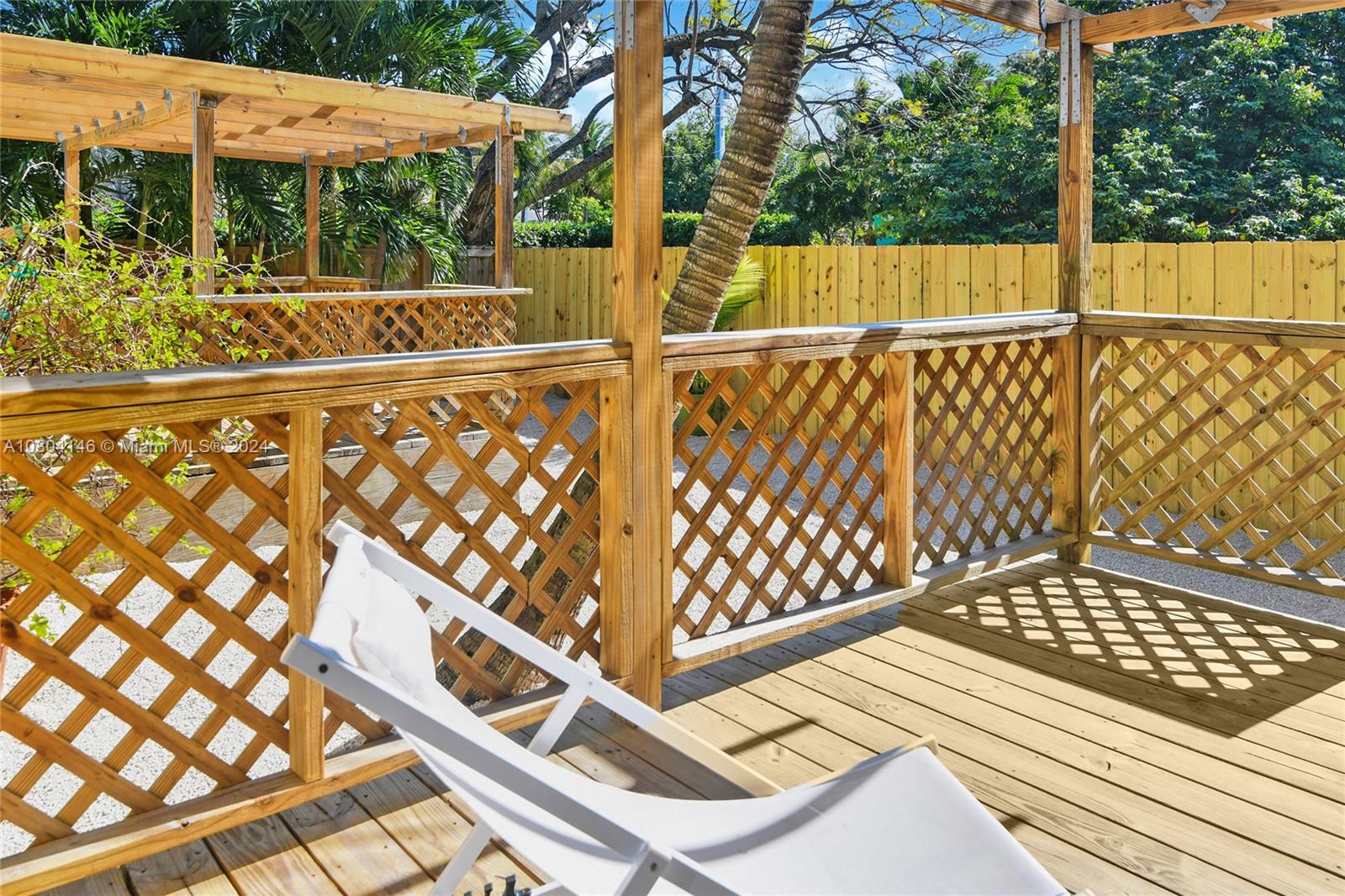 TOWN OF HALLANDALE - Residential Lease