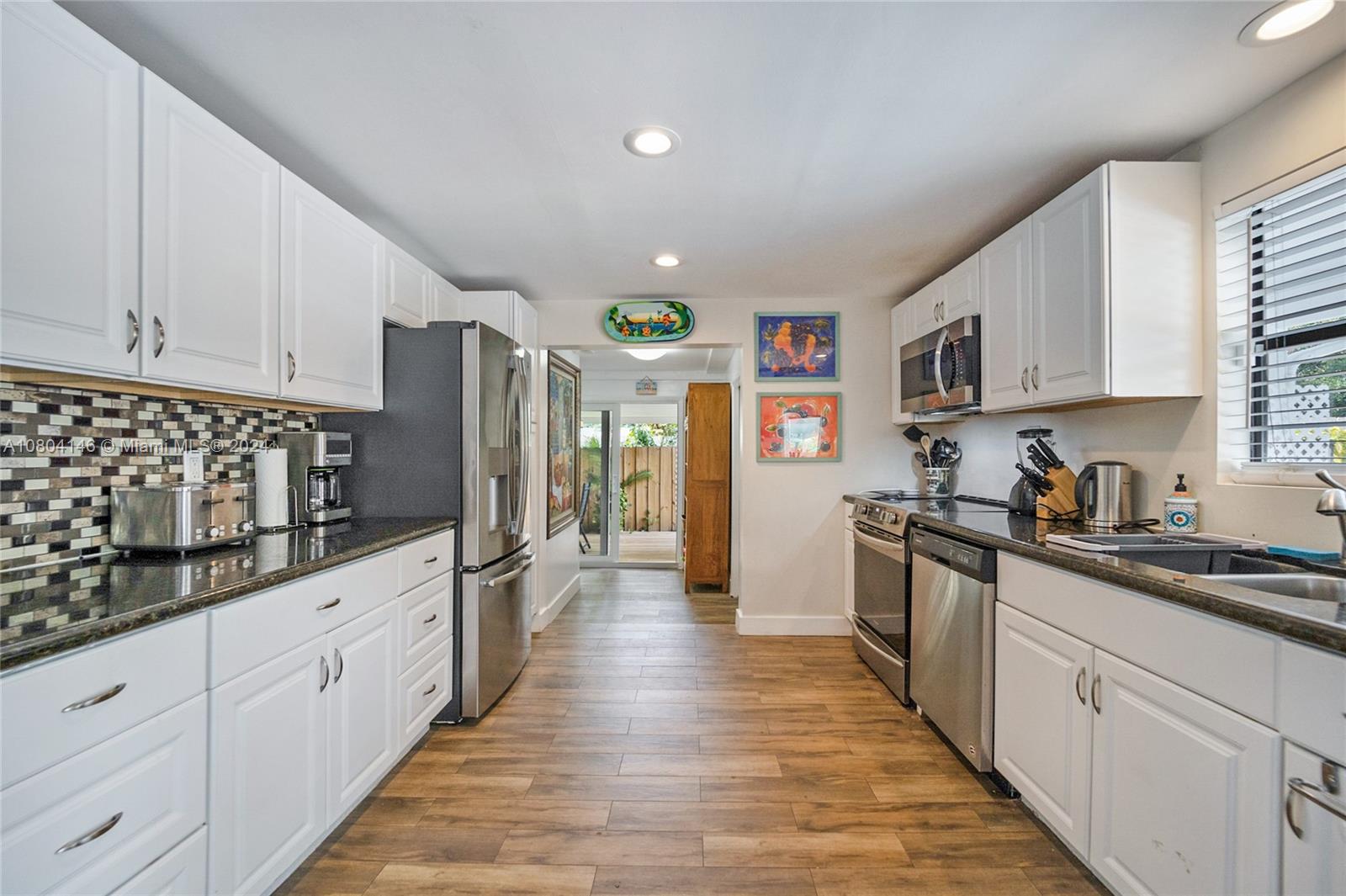 TOWN OF HALLANDALE - Residential Lease