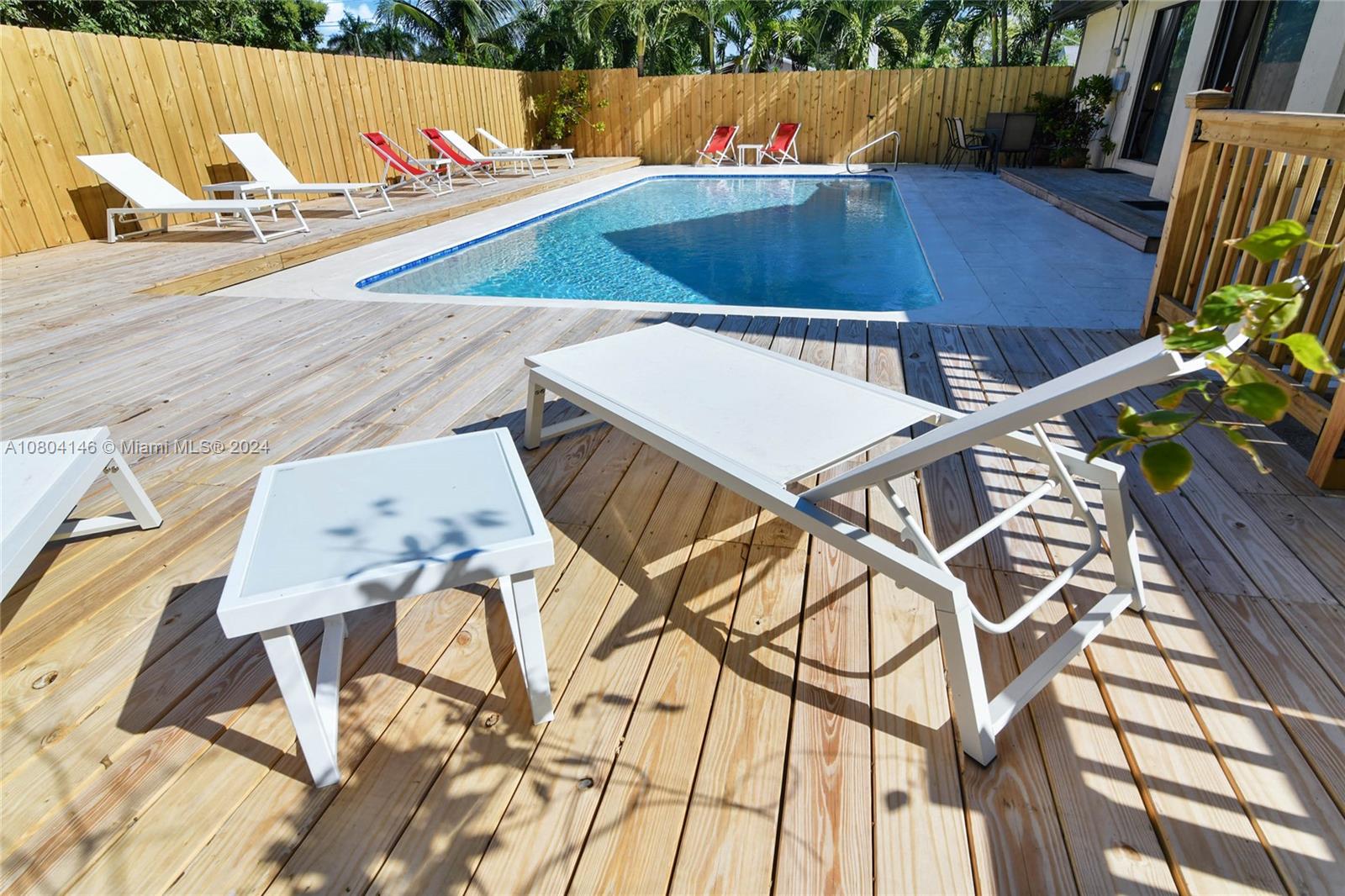 TOWN OF HALLANDALE - Residential Lease