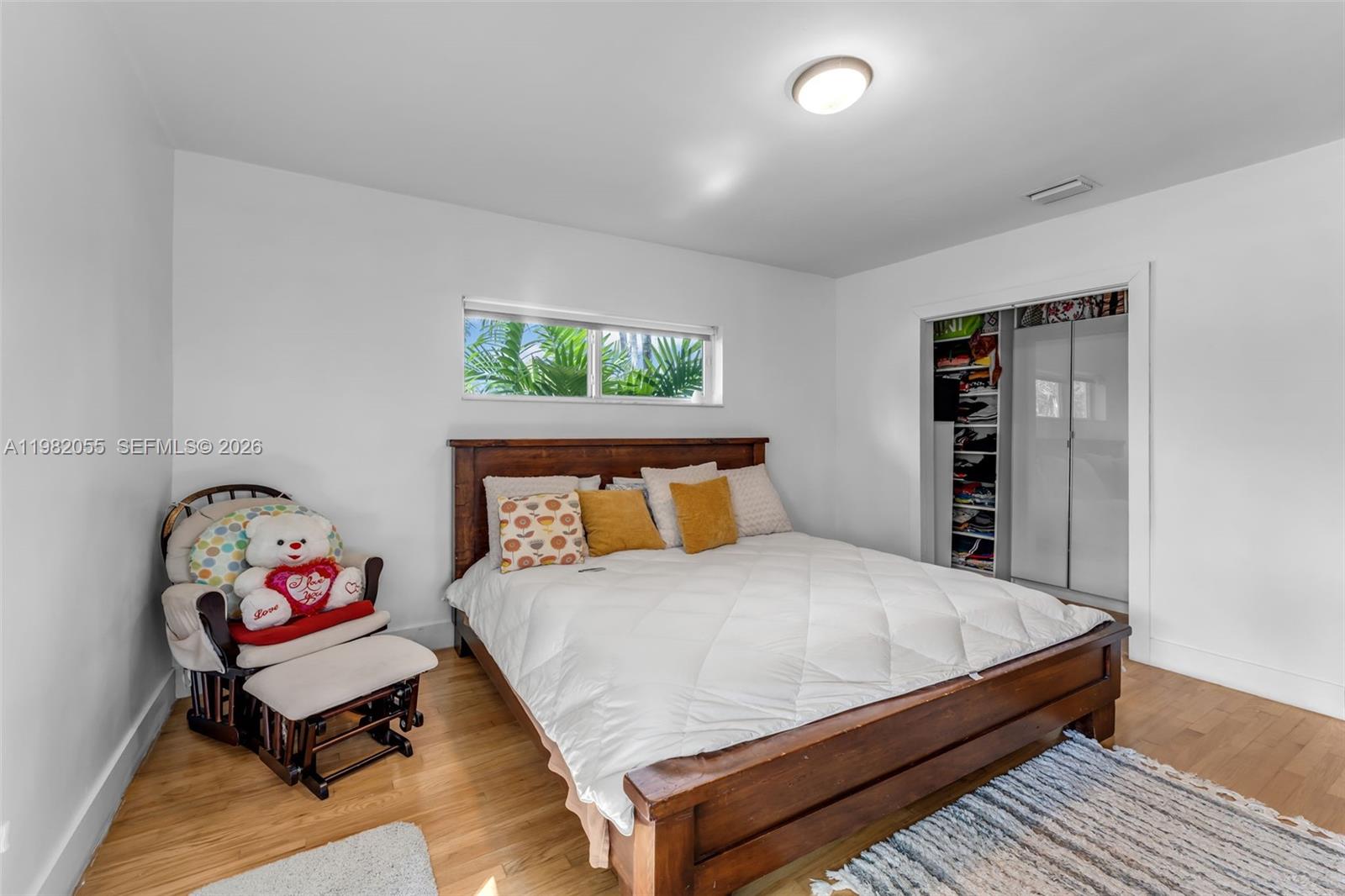 COUNTRY CLUB ESTS SEC 1 RE - Residential Lease