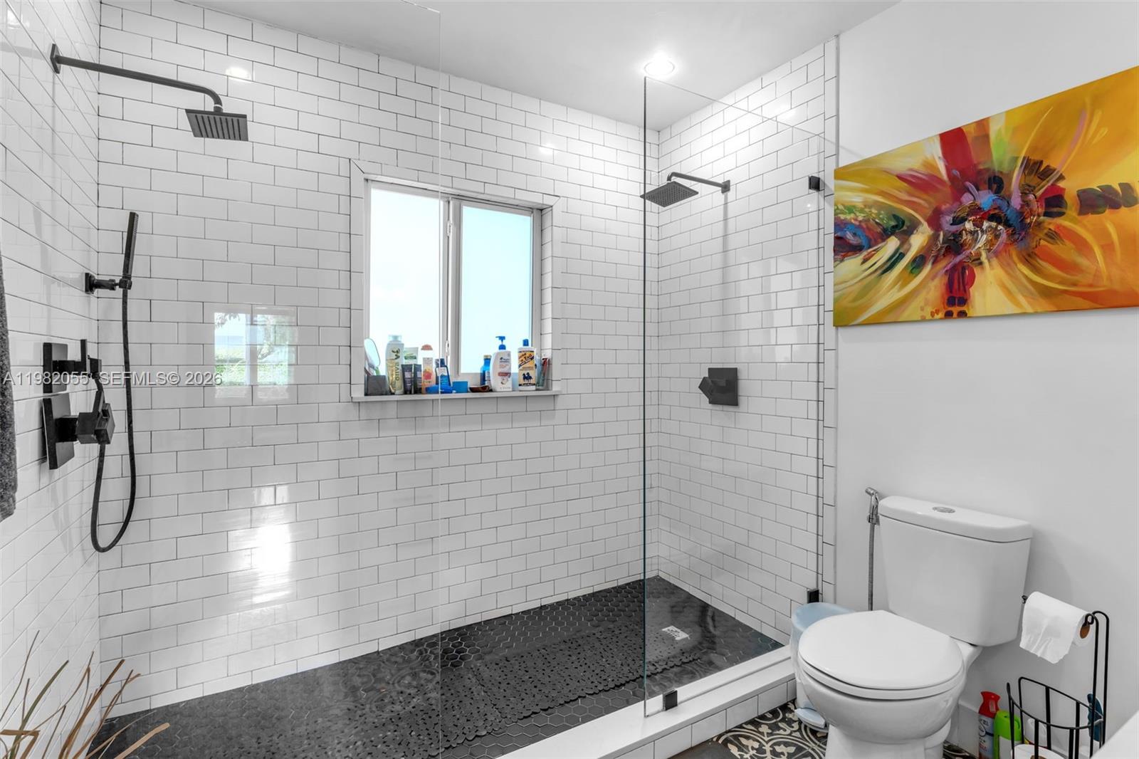 COUNTRY CLUB ESTS SEC 1 RE - Residential Lease