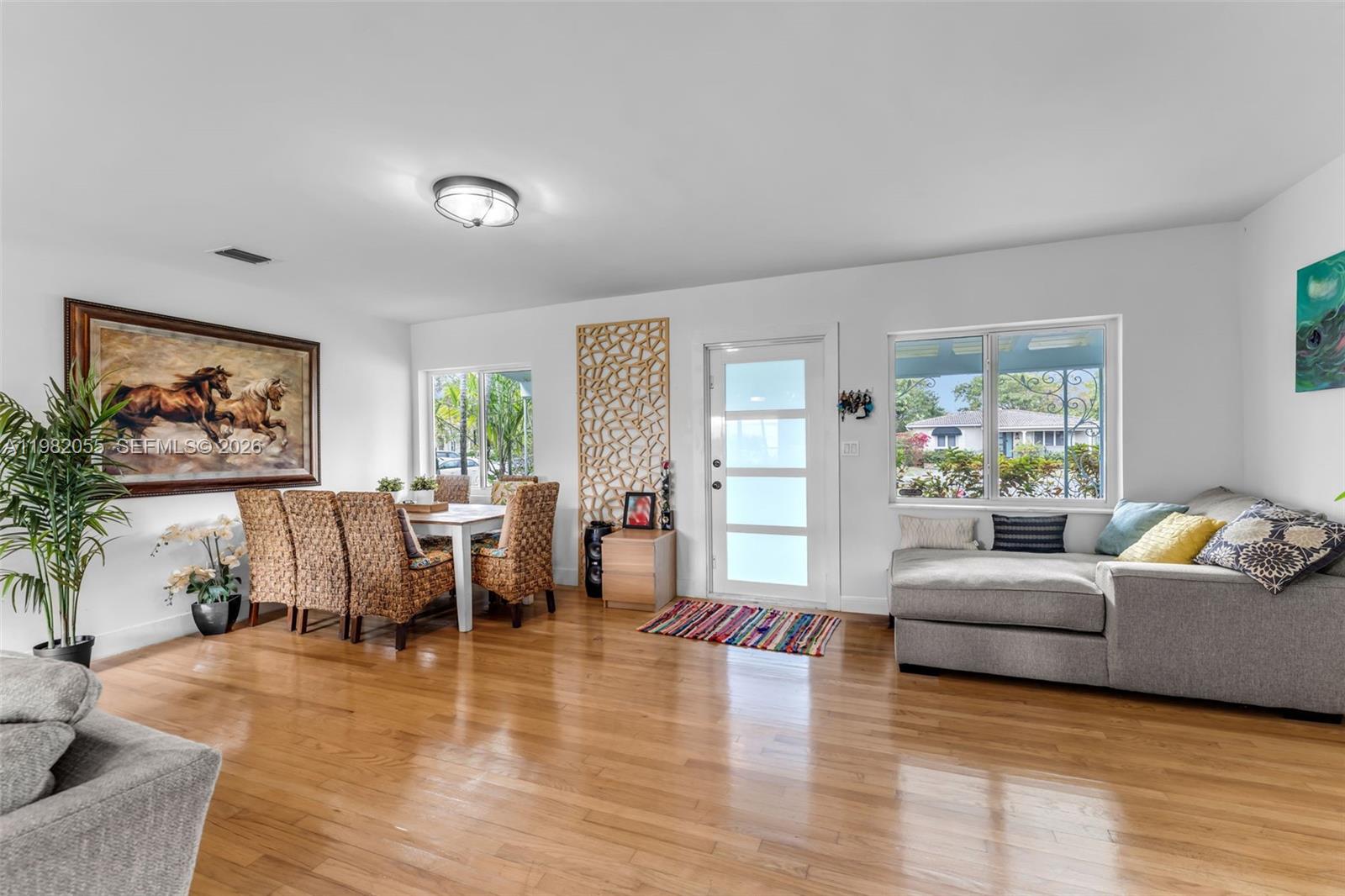 COUNTRY CLUB ESTS SEC 1 RE - Residential Lease