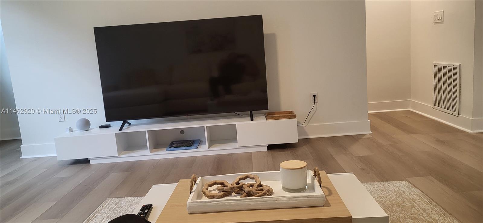 2080 OCEAN DRIVE CONDO - Residential Lease