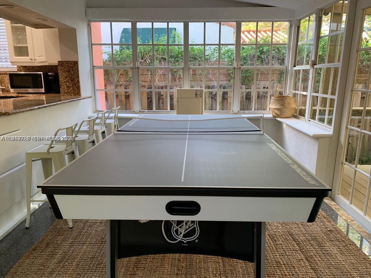 HOLLEMAN PARK - Residential