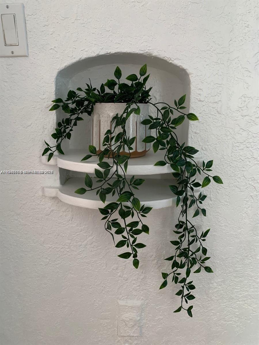 HOLLEMAN PARK - Residential