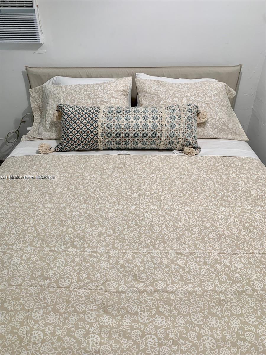 HOLLEMAN PARK - Residential