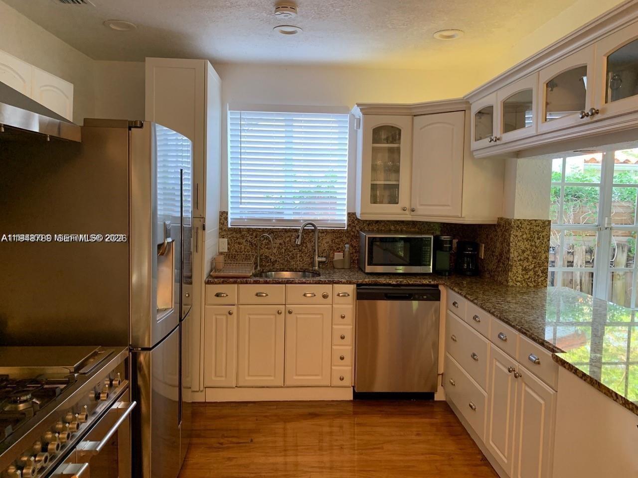 HOLLEMAN PARK - Residential