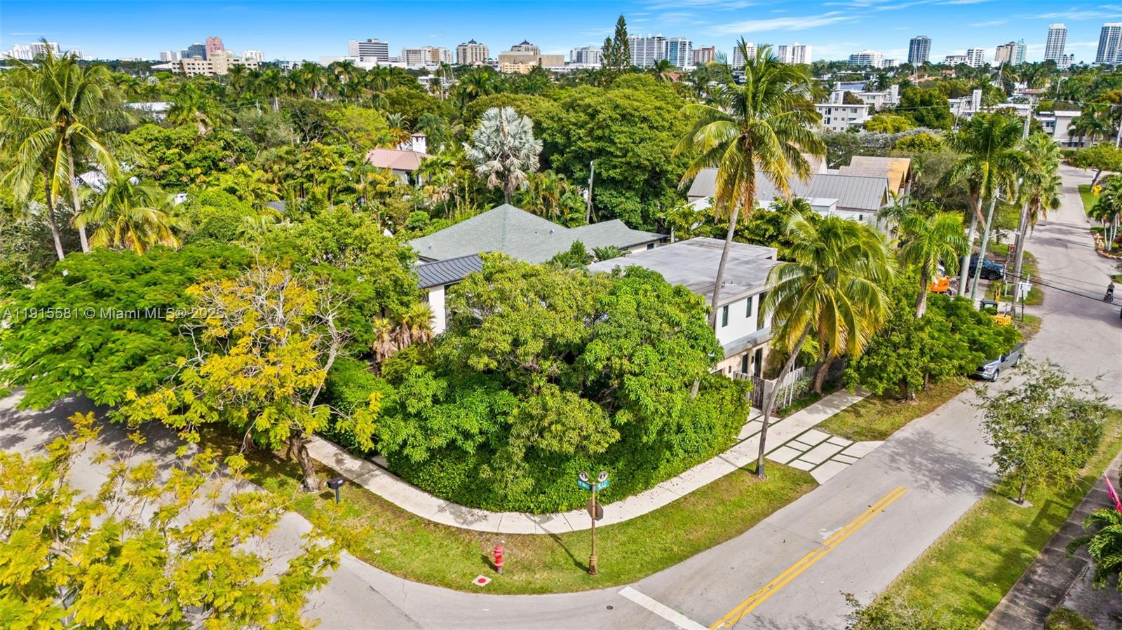 VICTORIA PARK CORR AMEN P - Residential