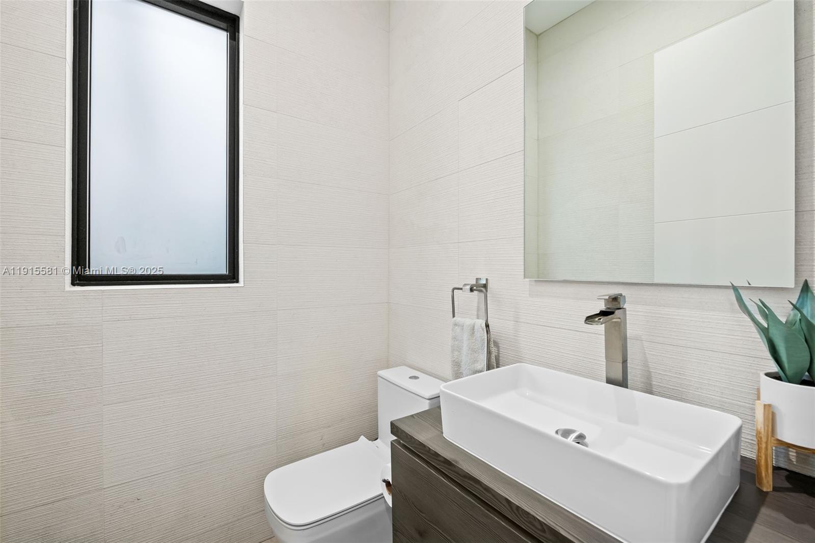 VICTORIA PARK CORR AMEN P - Residential