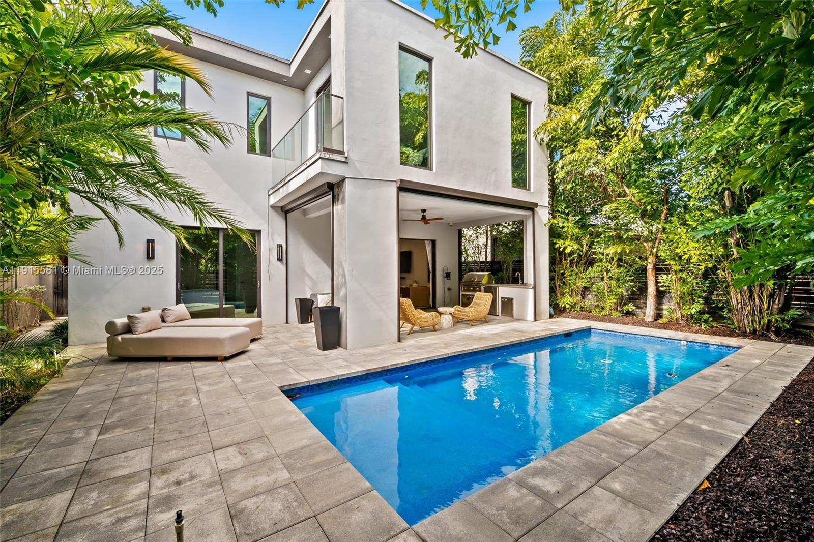 VICTORIA PARK CORR AMEN P - Residential