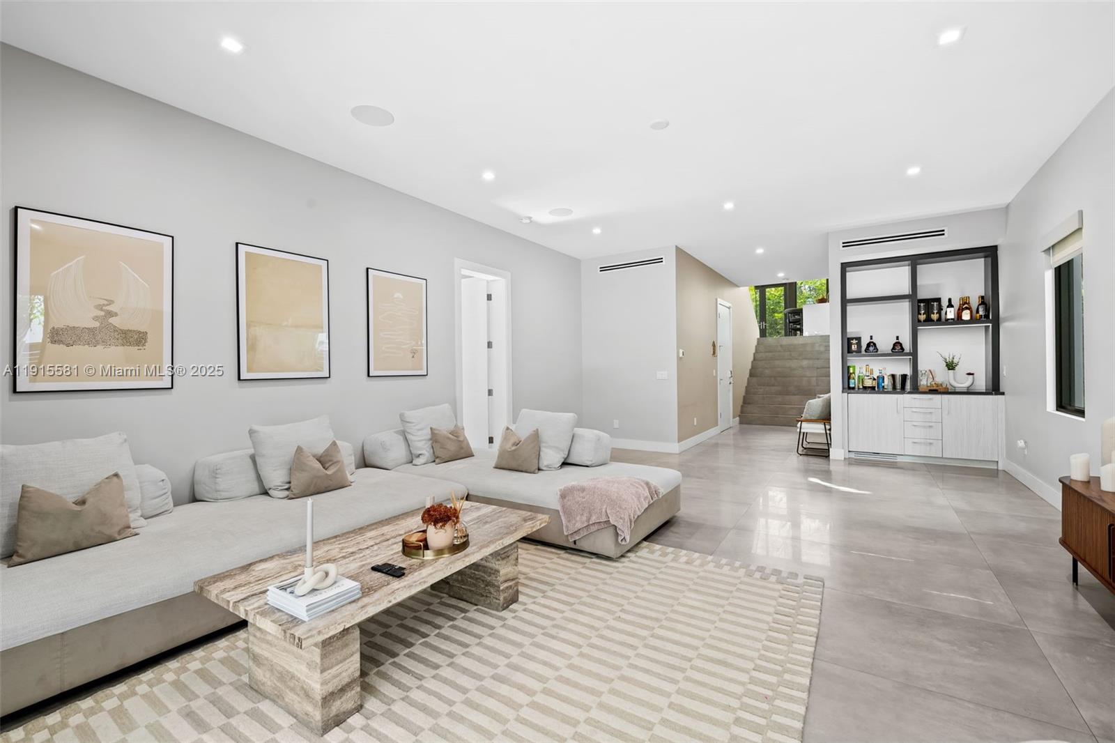 VICTORIA PARK CORR AMEN P - Residential