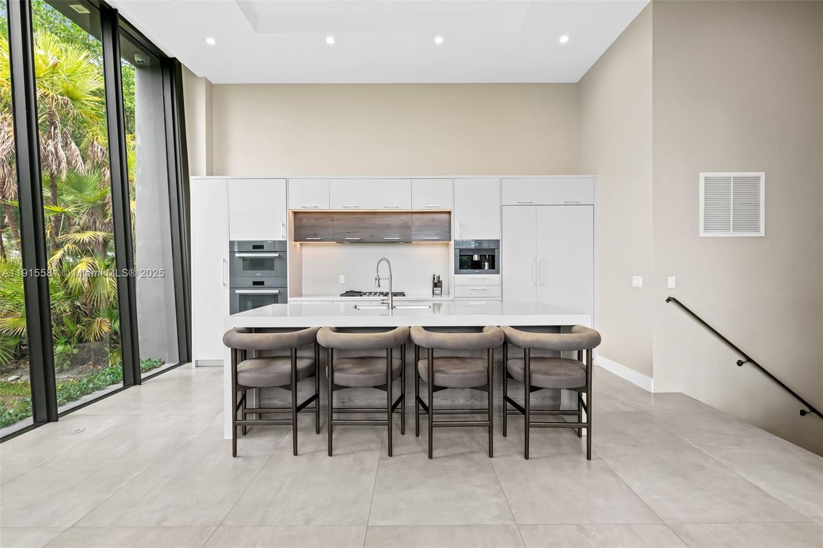 VICTORIA PARK CORR AMEN P - Residential