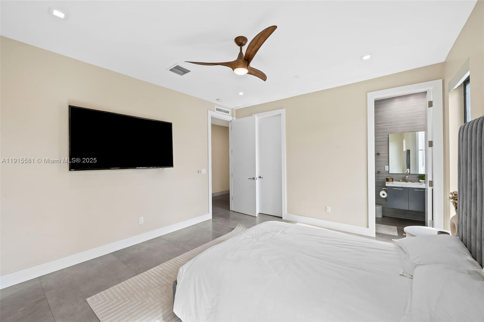 VICTORIA PARK CORR AMEN P - Residential