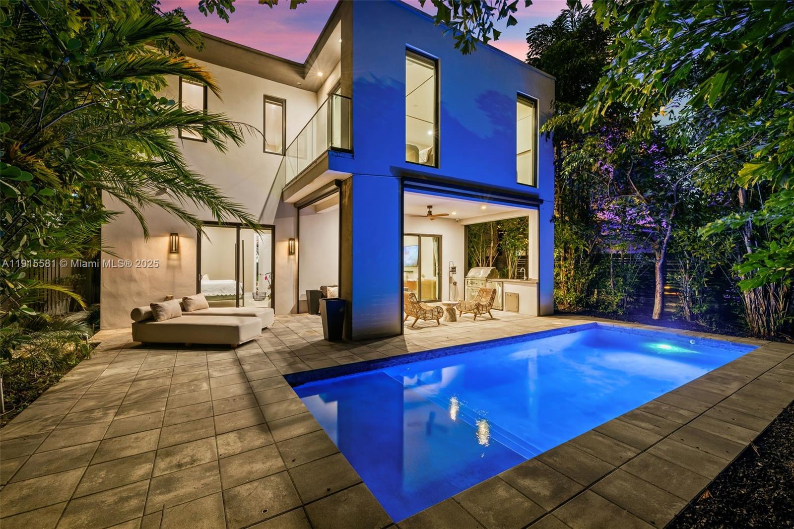 VICTORIA PARK CORR AMEN P - Residential