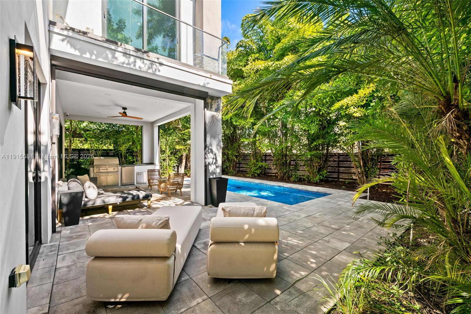 VICTORIA PARK CORR AMEN P - Residential