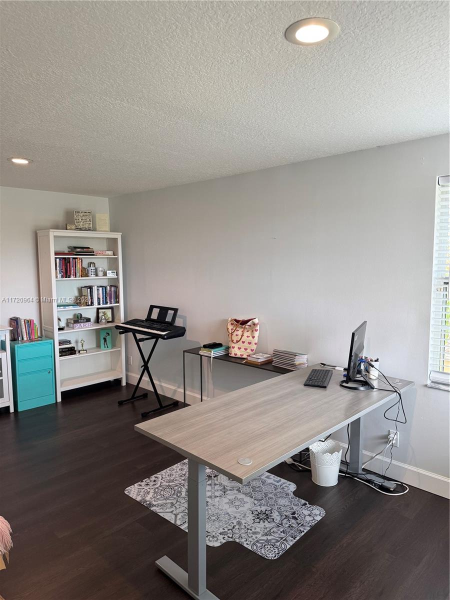 MIZNER POINTE OF BOCA VIA - Residential