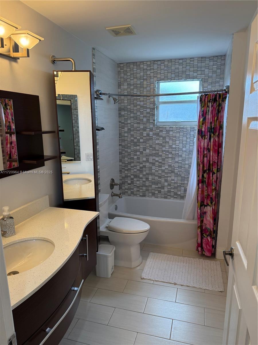 MIZNER POINTE OF BOCA VIA - Residential