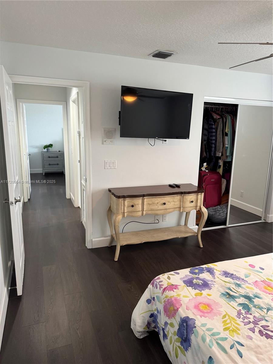MIZNER POINTE OF BOCA VIA - Residential