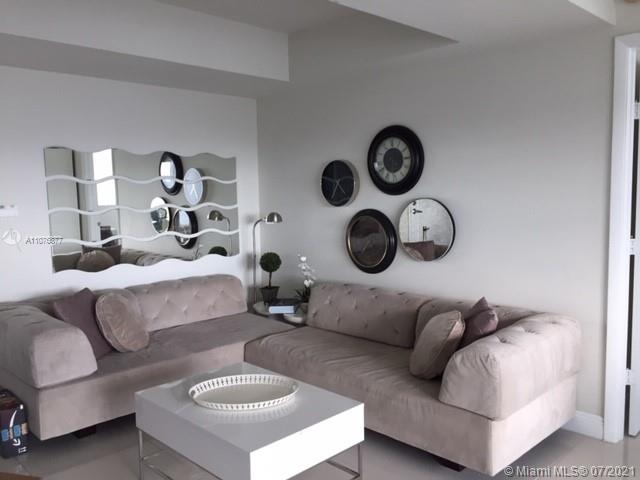 TERRAZAS RIVERPARK VILLAG - Residential Lease