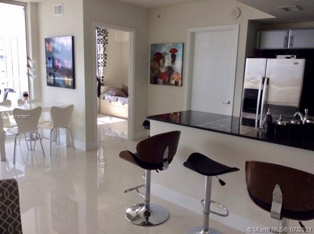 TERRAZAS RIVERPARK VILLAG - Residential Lease