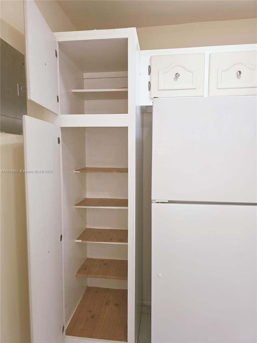 RUBY CONDO - Residential