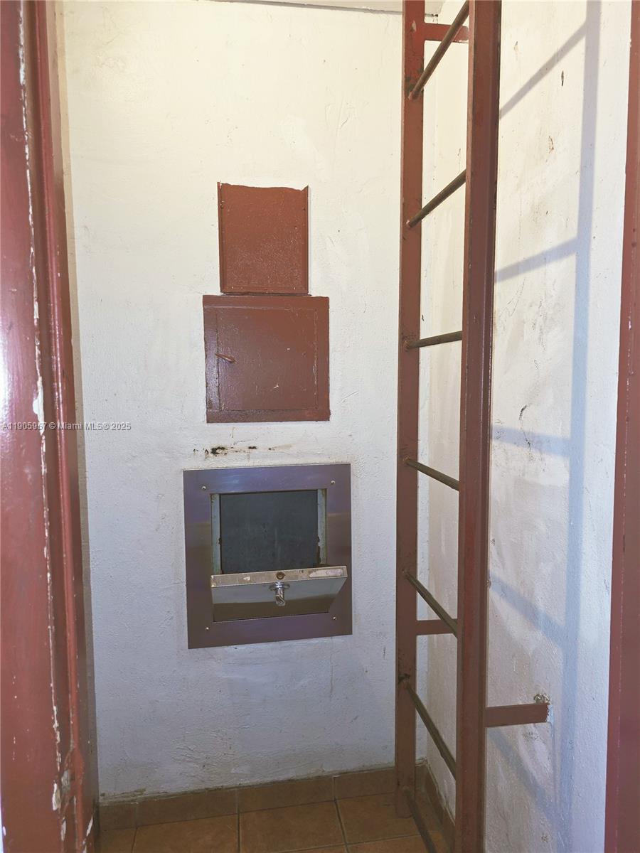 RUBY CONDO - Residential