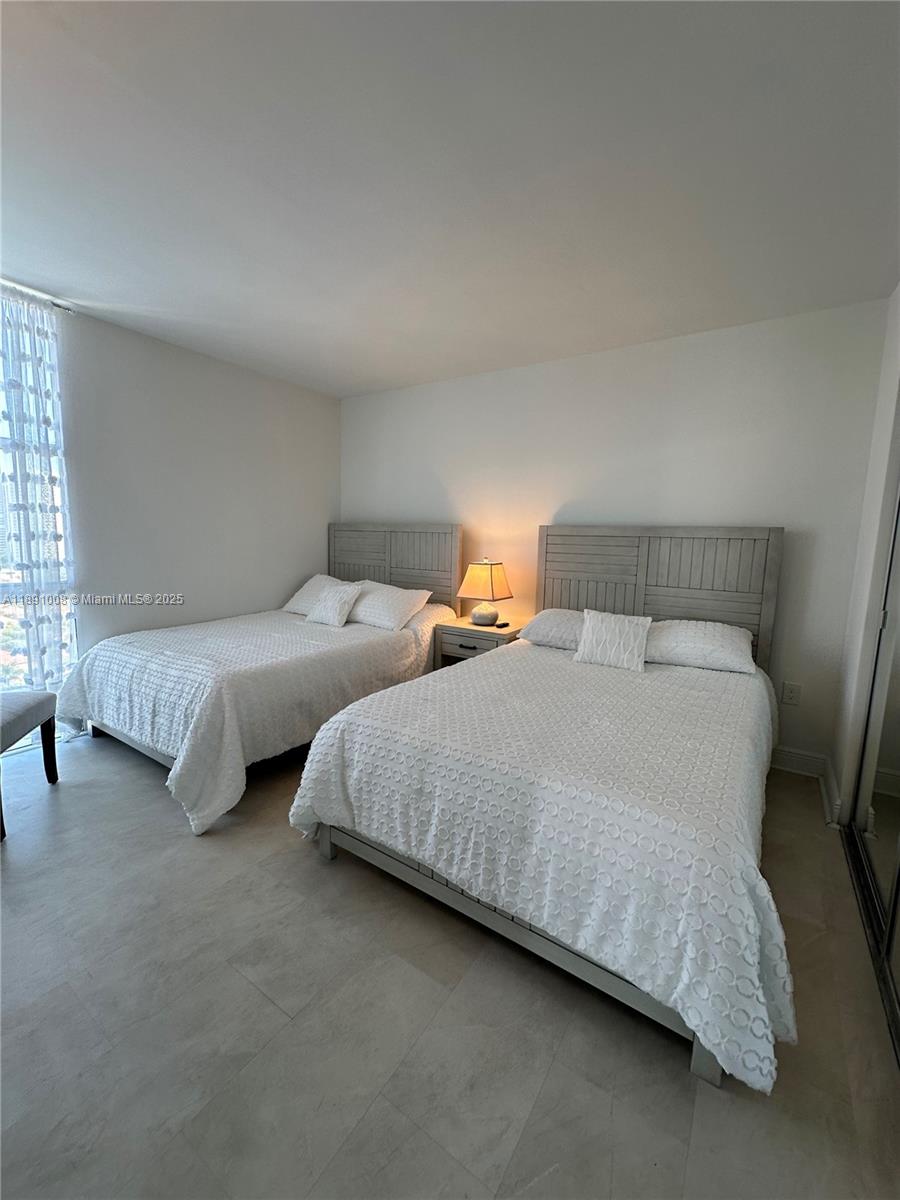 AVENTURA ELDORADO CONDO - Residential Lease