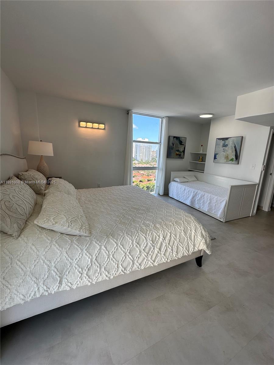 AVENTURA ELDORADO CONDO - Residential Lease