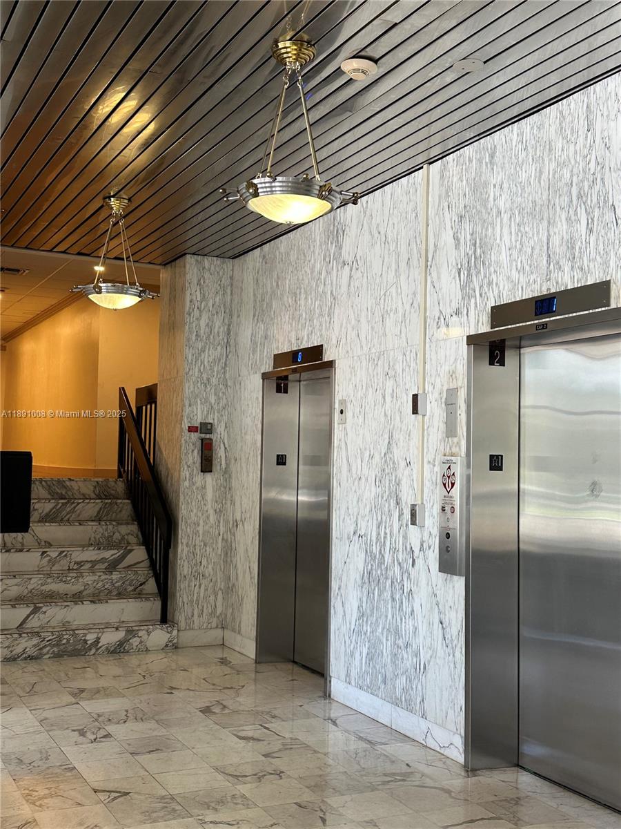 AVENTURA ELDORADO CONDO - Residential Lease