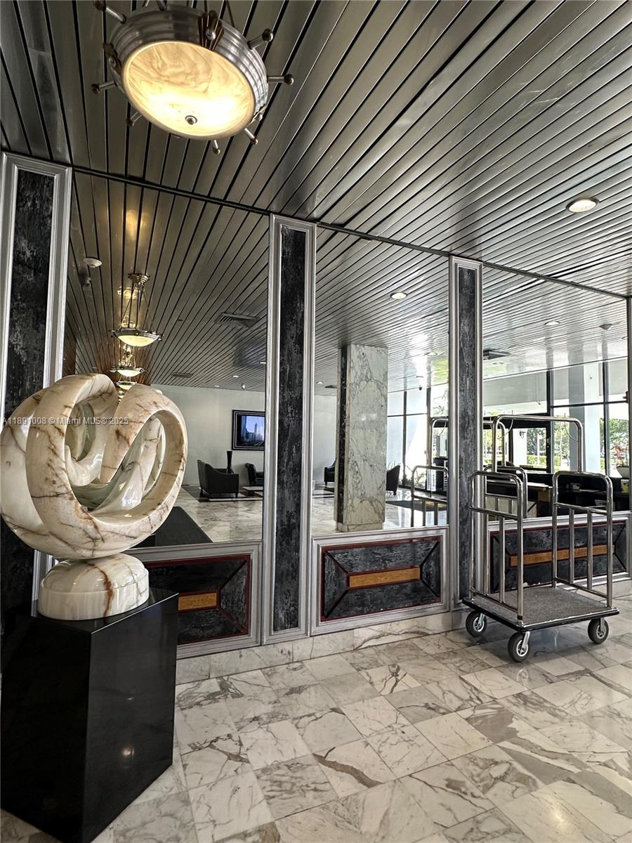 AVENTURA ELDORADO CONDO - Residential Lease