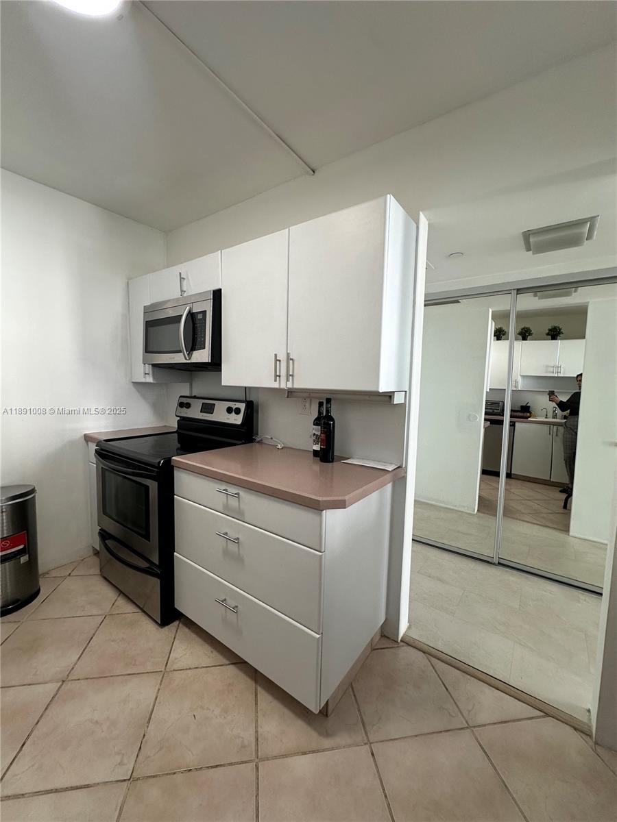 AVENTURA ELDORADO CONDO - Residential Lease