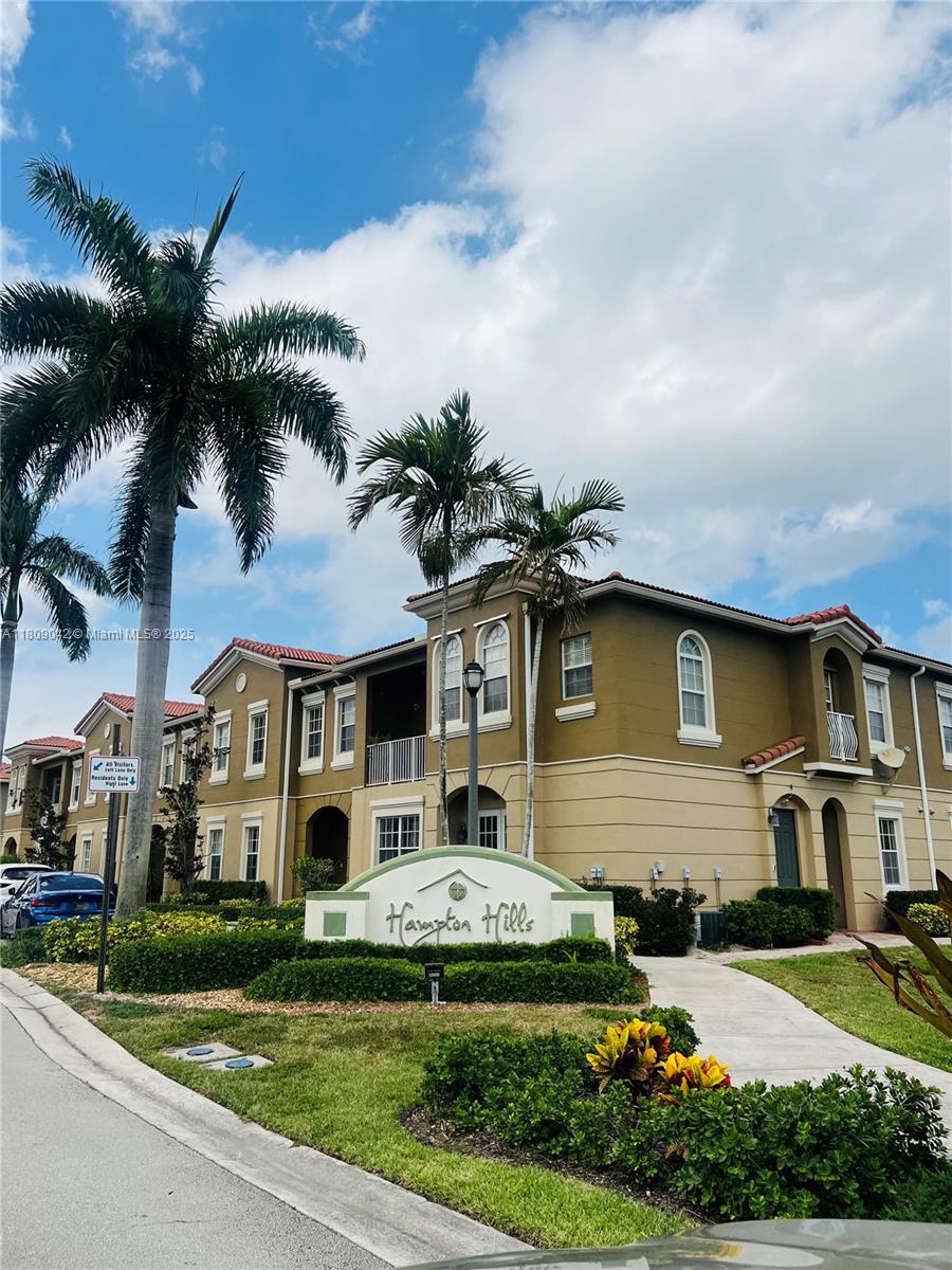 9125 Whistable Walk 9125, Tamarac, Broward County, Florida - 3 Bedrooms  
2 Bathrooms - 