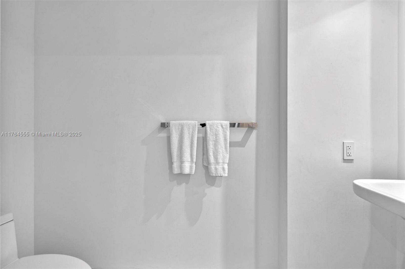 4010 SOUTH OCEAN CONDO - Residential